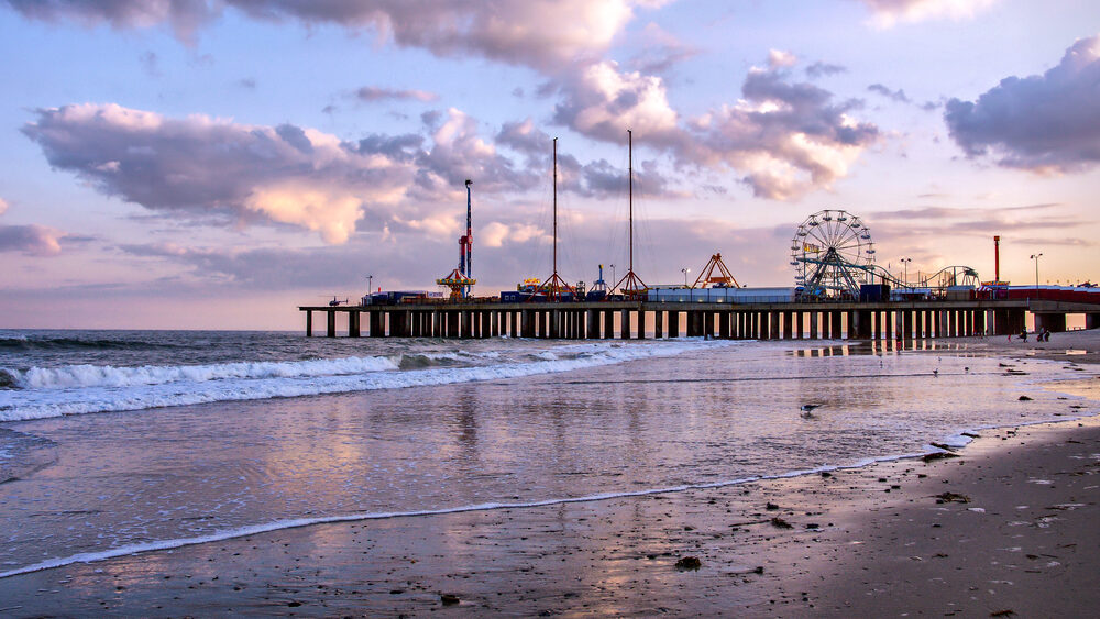Open Container Charges in Wildwood and Atlantic City: Drinking on the Beach Can Get You Arrested